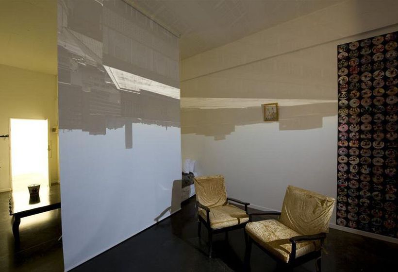 Urban Hip 12 Decades Art Hotel 11