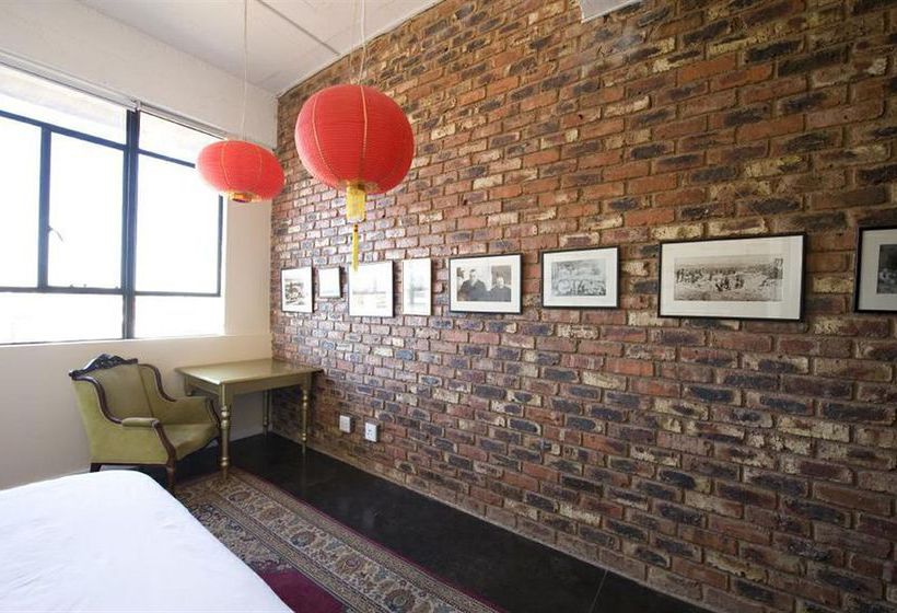 Urban Hip 12 Decades Art Hotel 3