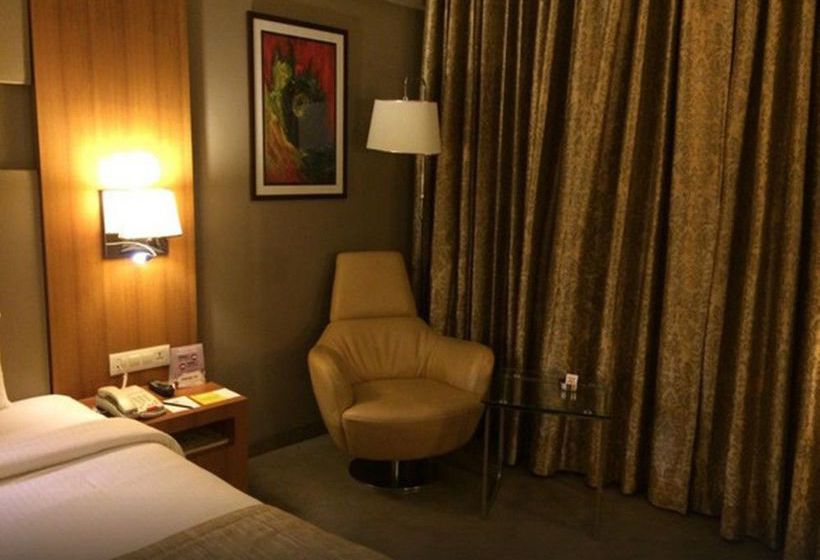 Hotel Royal Orchid Central Vadodara 15