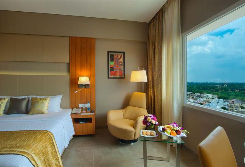 Hotel Royal Orchid Central Vadodara 3