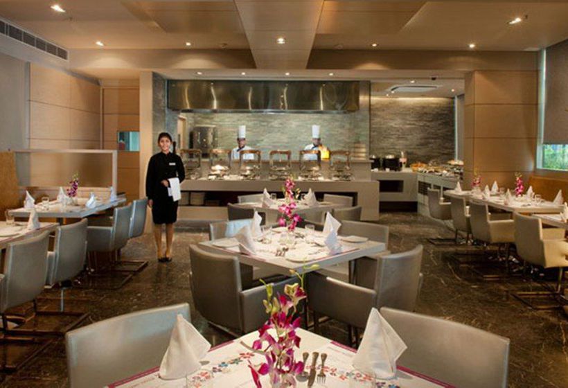 Hotel Royal Orchid Central Vadodara 7