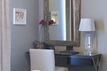 Queen Victoria Hotel 10