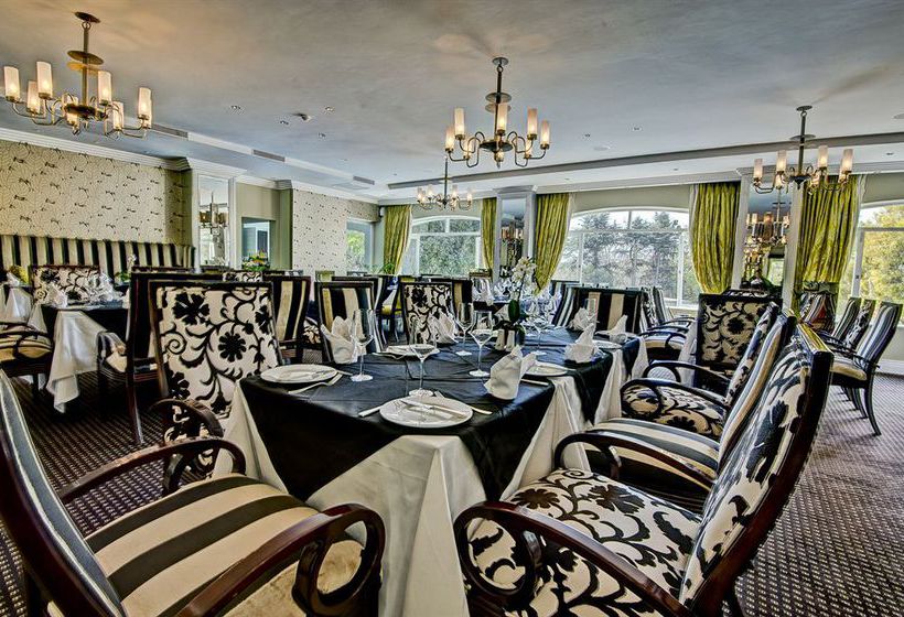 Hotel The Marion On Nicol 15