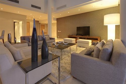 Lawhill Luxury Apartments 11