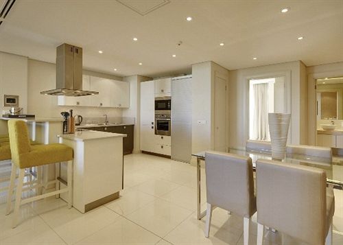 Lawhill Luxury Apartments 13