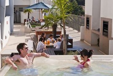 Hotel Genesis Suites & Conferencing 13