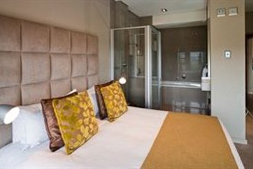 Hotel Genesis Suites & Conferencing 19