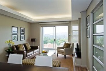 Hotel Genesis Suites & Conferencing 9