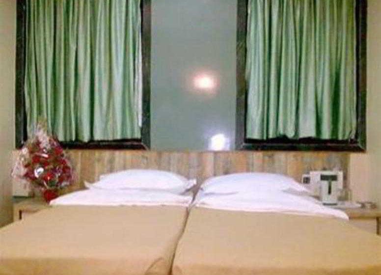 Hotel Galaxy Avenue Chembur 1