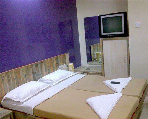 Hotel Galaxy Avenue Chembur 5