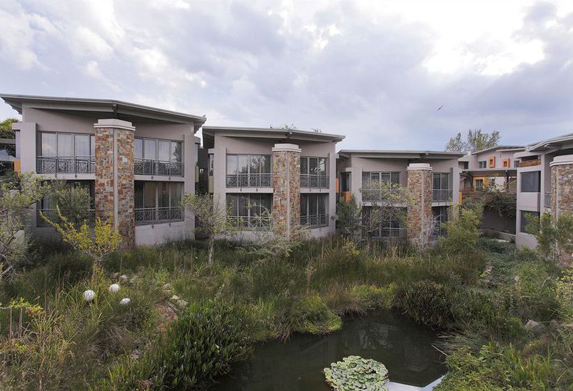 Moloko Strathavon Hotel 13