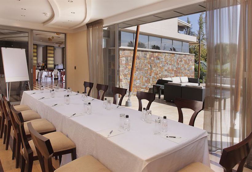 Moloko Strathavon Hotel 16