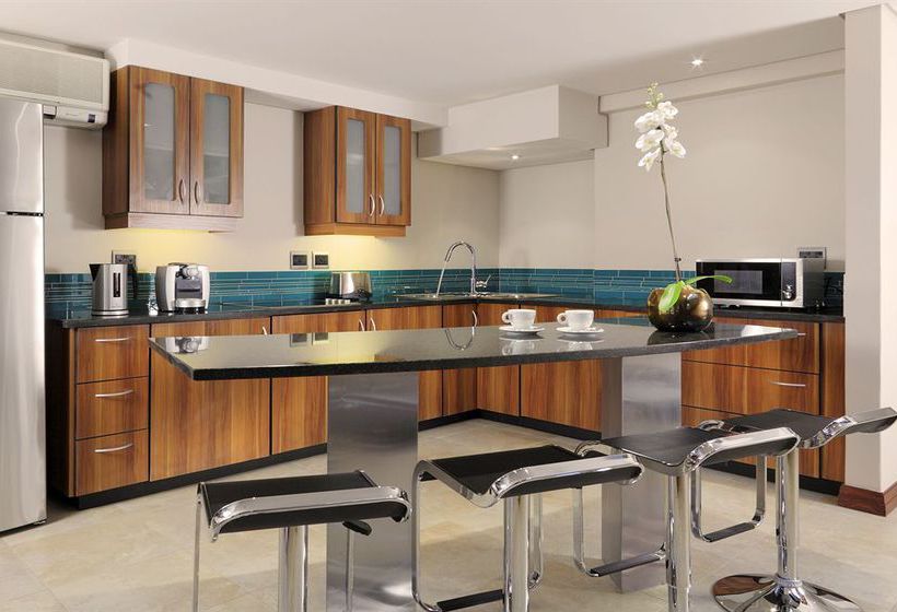 Moloko Strathavon Hotel 6