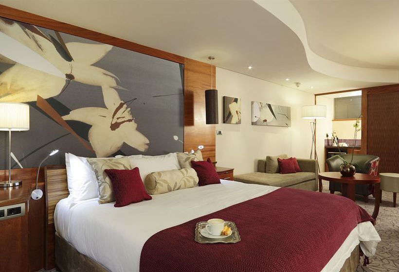 Moloko Strathavon Hotel 7