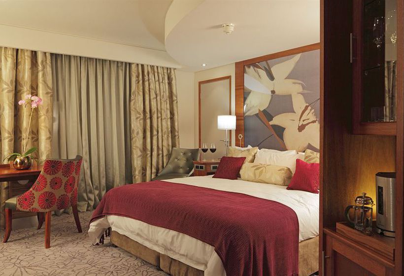 Moloko Strathavon Hotel 8