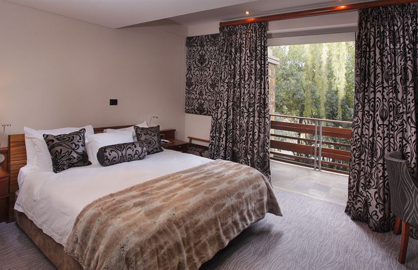 Moloko Strathavon Hotel 9