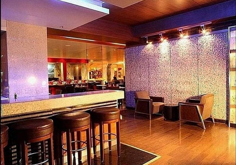 Hotel St Laurn Business 12