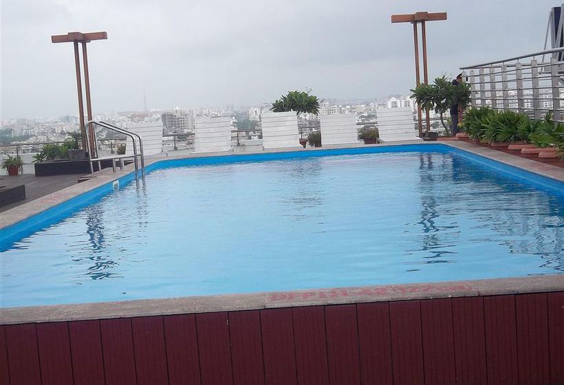 Hotel Starottel Ahmedabad 18