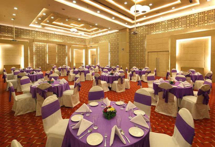 Hotel Starottel Ahmedabad 20