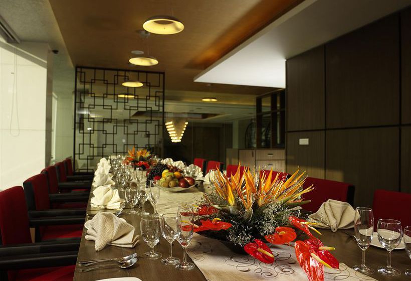 Hotel Starottel Ahmedabad 3