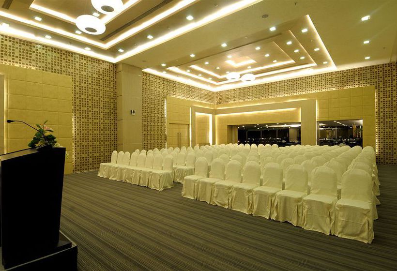 Hotel Starottel Ahmedabad 4