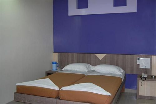 Hotel Galaxy Residency 14