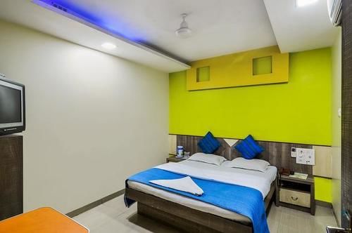 Hotel Galaxy Residency 16