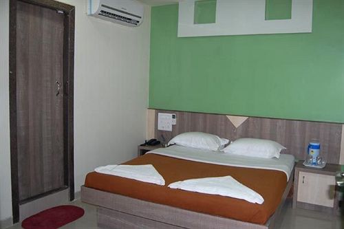 Hotel Galaxy Residency 9
