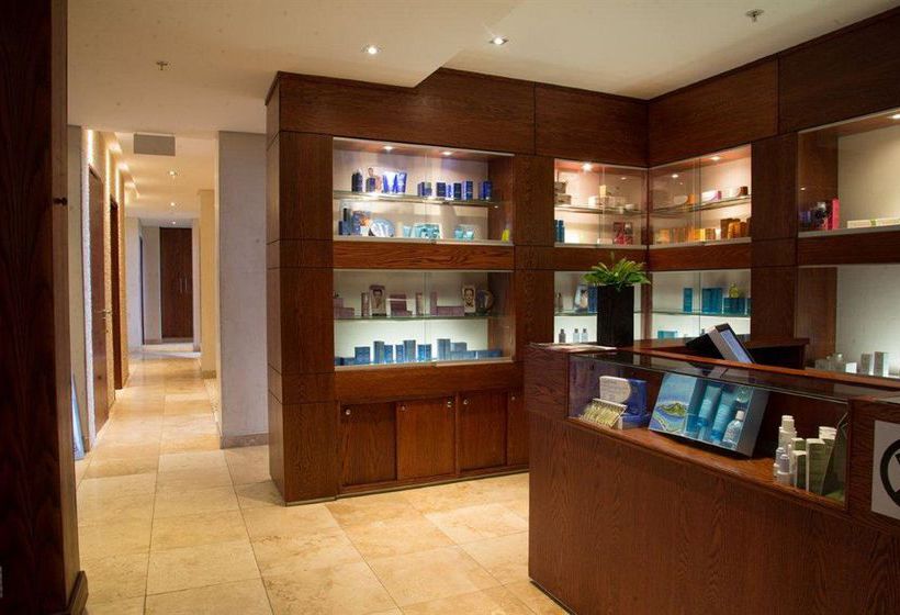 Premier Hotel Elicc 18