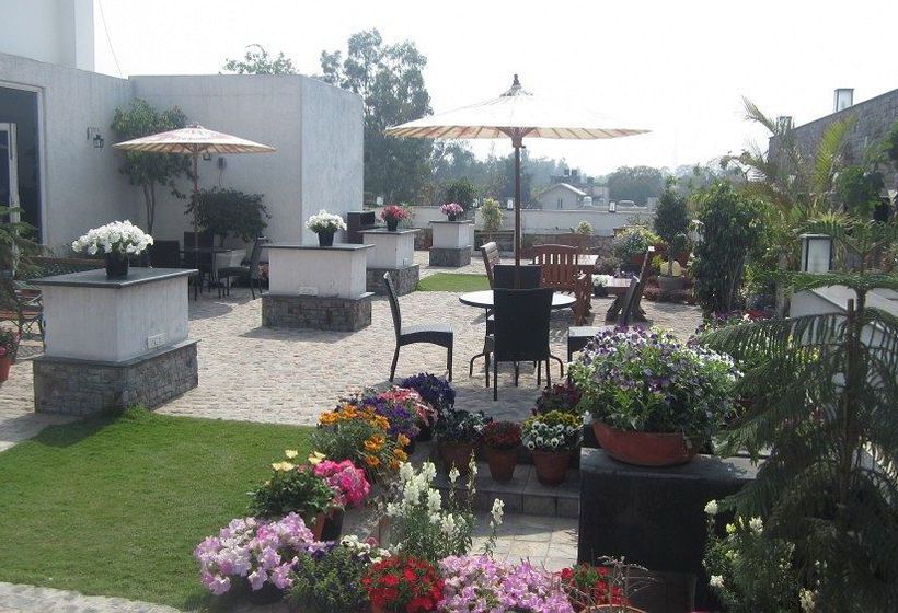 Hotel Mantra Amaltas 3