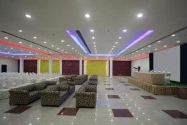 Hotel Clarks Inn Kaushambi Ghaziabad