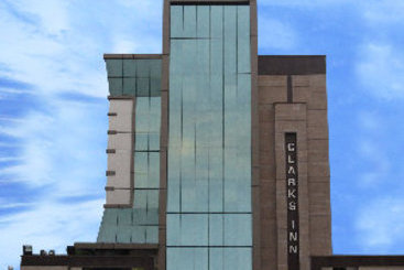 Hotel Clarks Inn Kaushambi 3