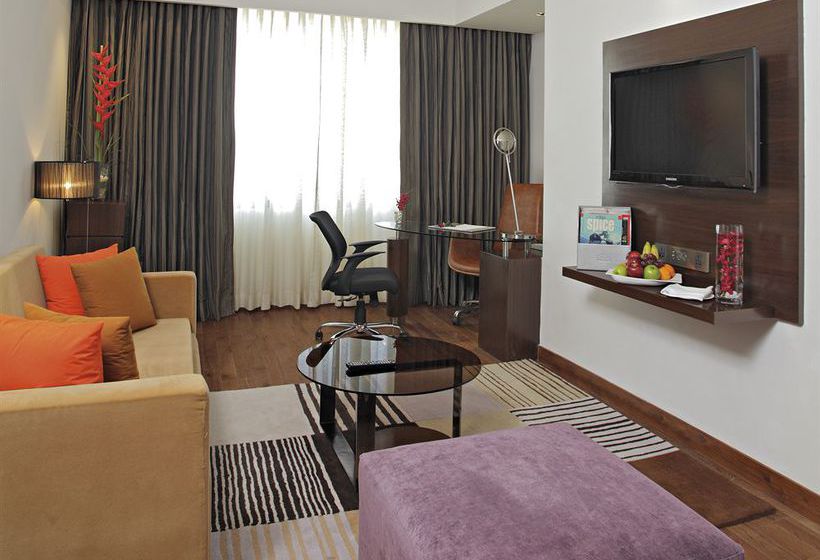Hotel Radisson Gurugram Udyog Vihar 11