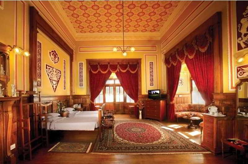 Welcomheritage Regency Villas 10