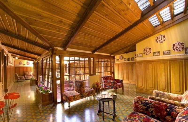 Welcomheritage Regency Villas 8