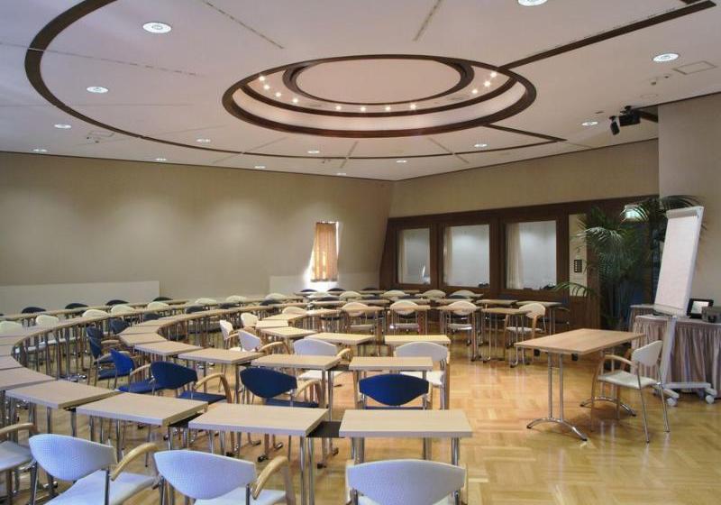 Grand City Hotel Schloss Schweinsburg 11