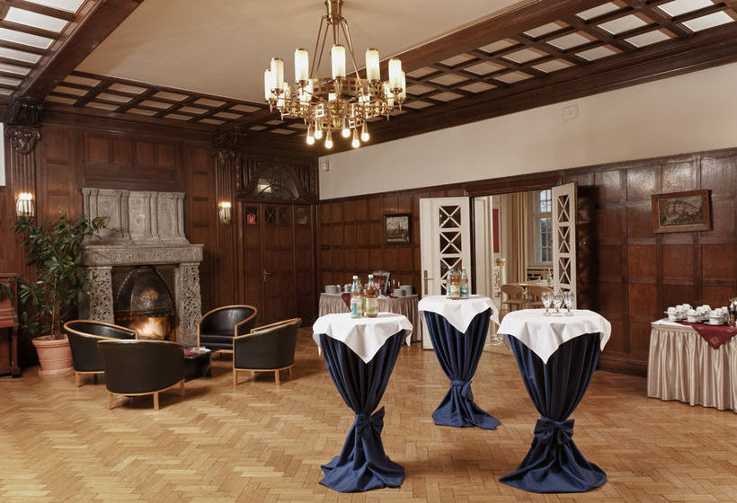 Grand City Hotel Schloss Schweinsburg 7