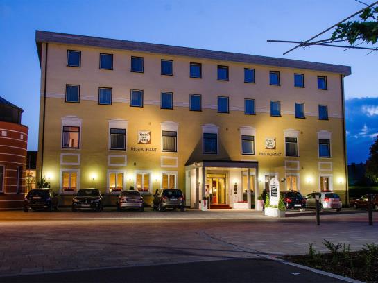 Hotel Am Ring 1