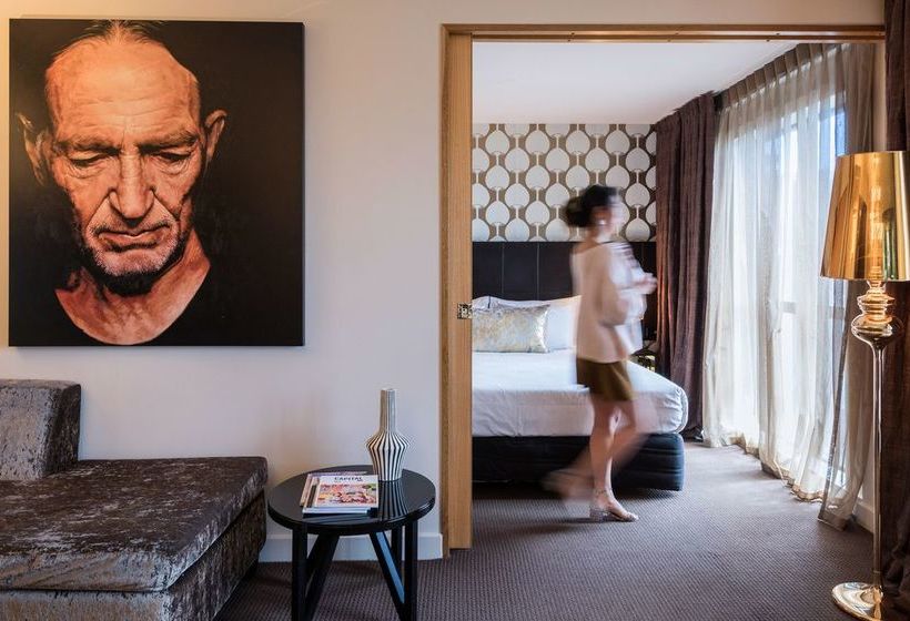 Museum Art Hotel Apartments 10