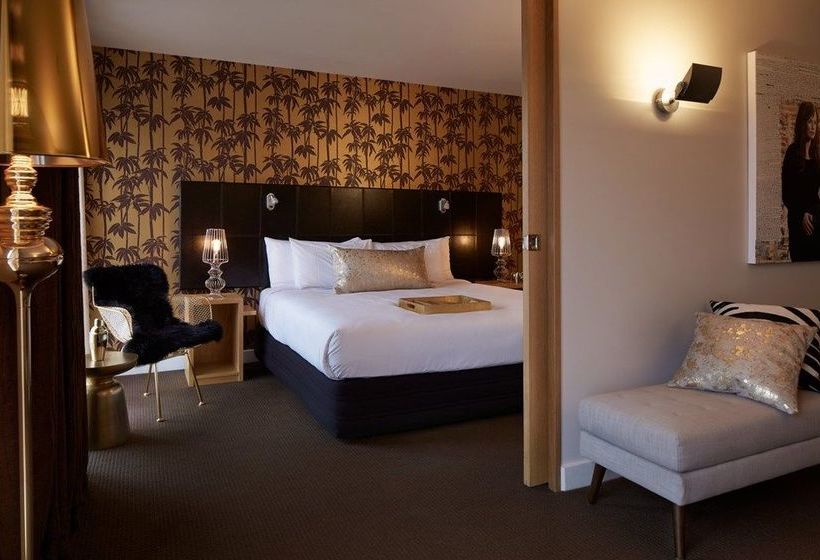 Museum Art Hotel Apartments 7