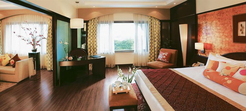 Hotel Taj Residency 10