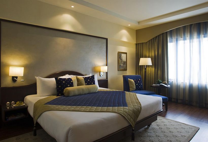 Hotel Taj Residency 4