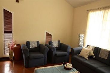 Hotel Sienna Village 13