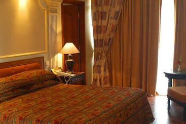 Hotel Tuli International 1