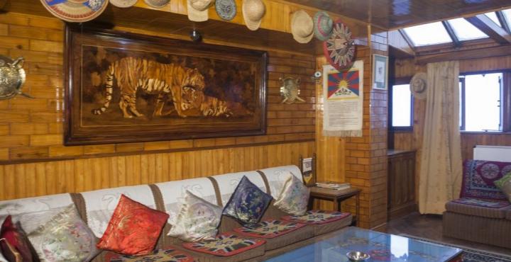 Hotel Seven Seventeen 3