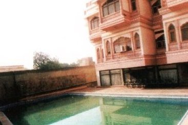 Hotel Raj Vilas Palace 3