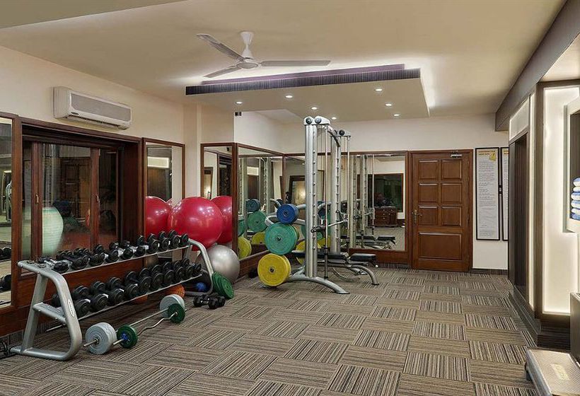 Hotel Mayfair Lagoon 18