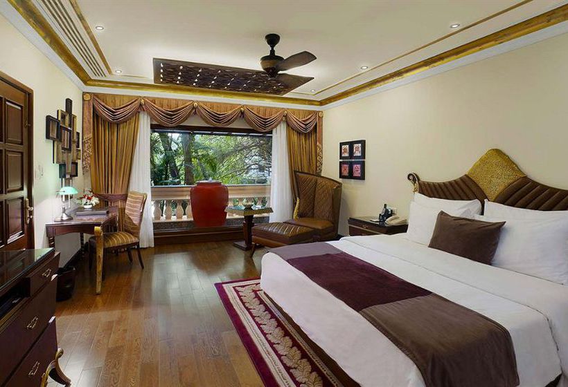 Hotel Mayfair Lagoon 5