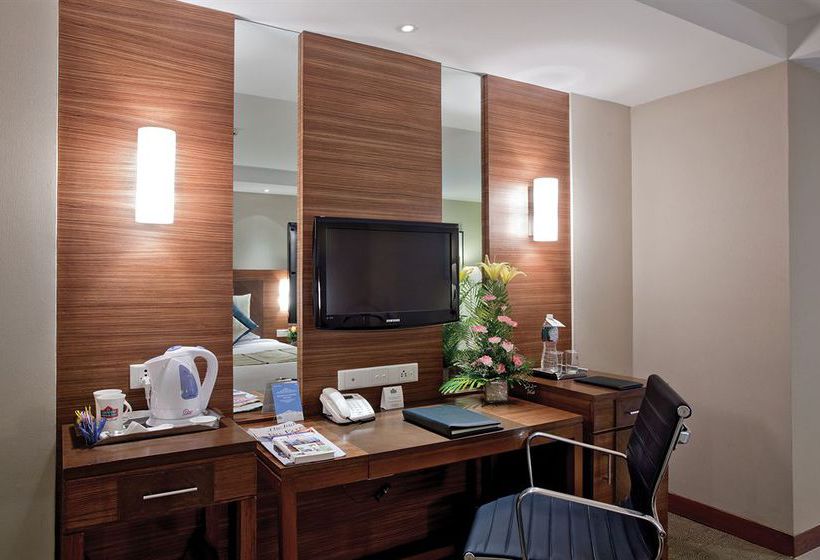 Hotel Country Inn & Suites by Radisson Ahmedabad 1