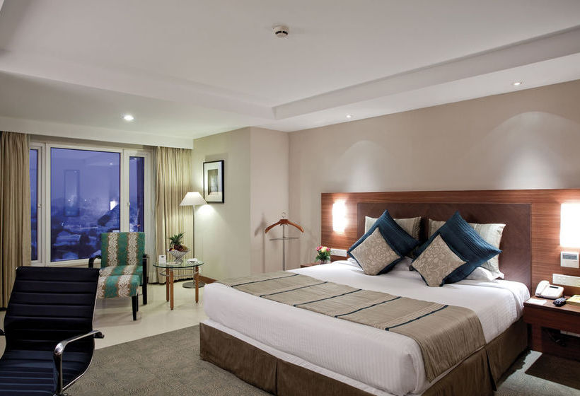 Hotel Country Inn & Suites by Radisson Ahmedabad 14